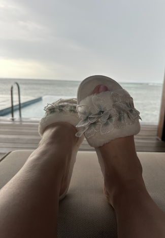 SLIPPERS